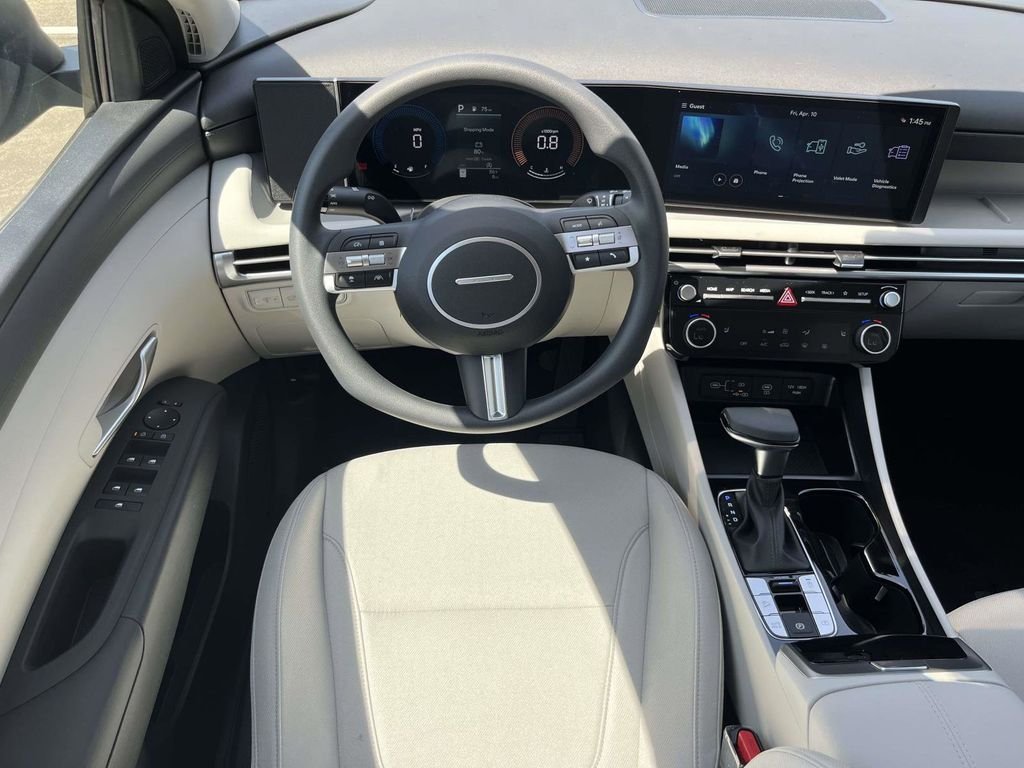 New 2026 Gray Hyundai SEL FWD image 9