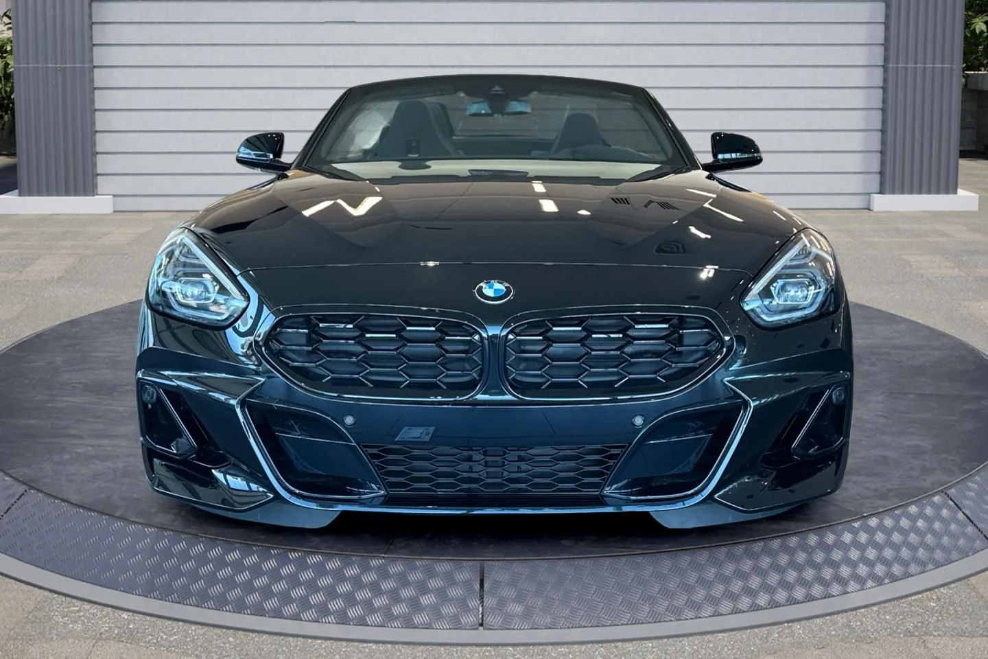 New 2026 Black BMW sDrive30i image 5