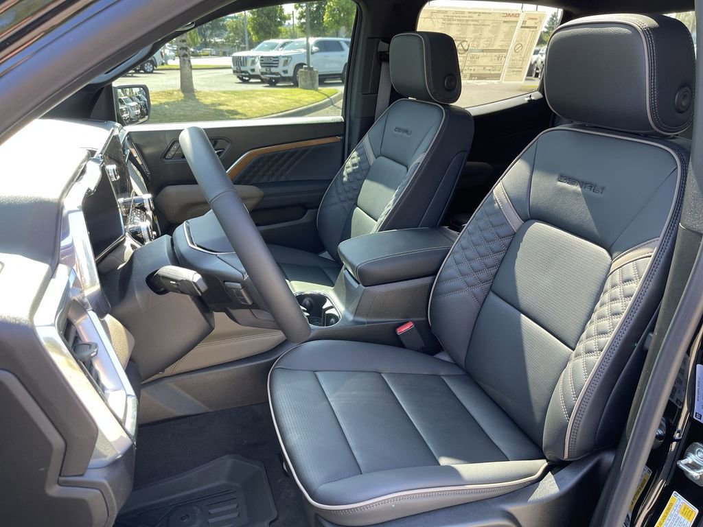 2025 GMC Canyon Denali - Photo 20