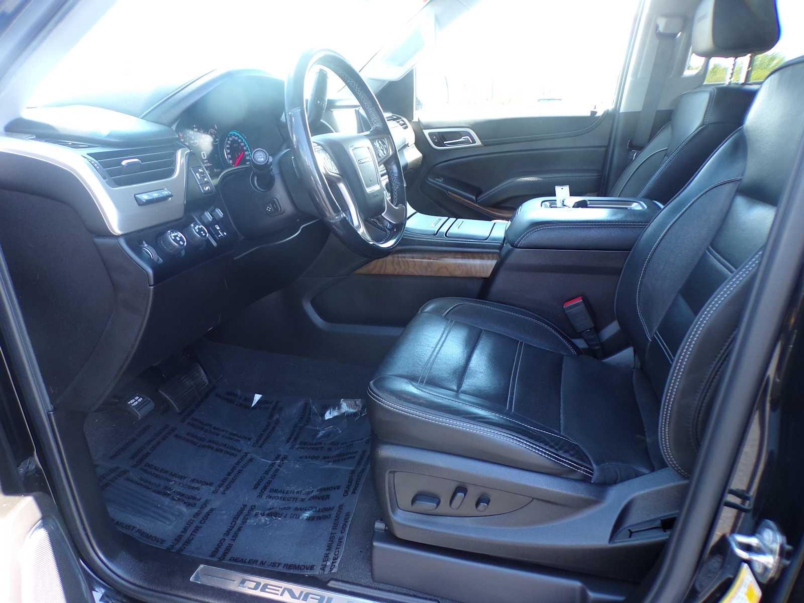 Used 2019 ONYX BLACK GMC Denali image 10