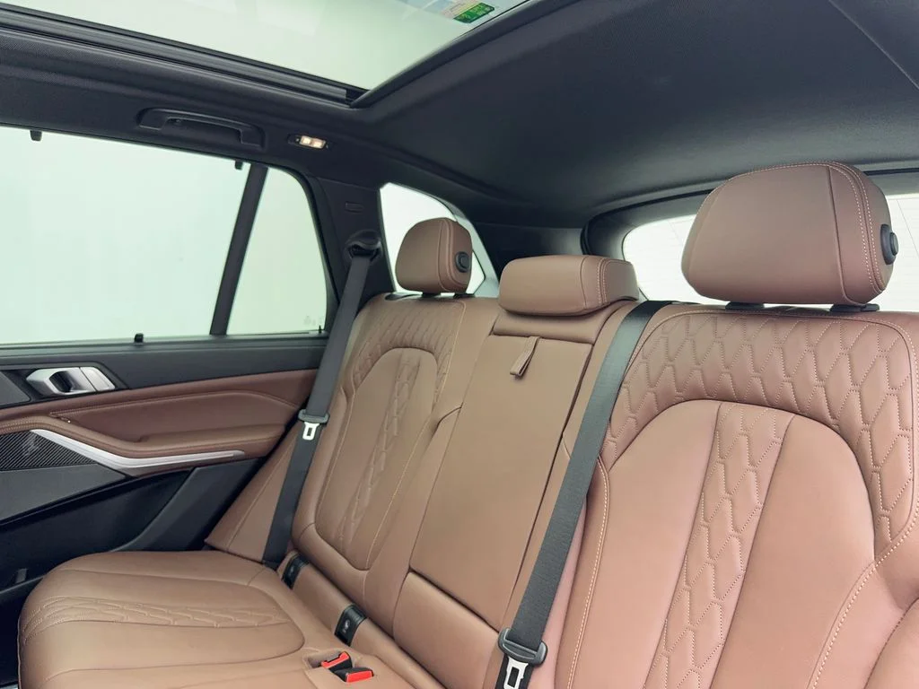 2022 BMW X5 M50i - Photo 38