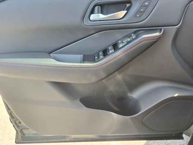 New 2026 Obsidian Green Pearl Nissan Rock Creek® image 24
