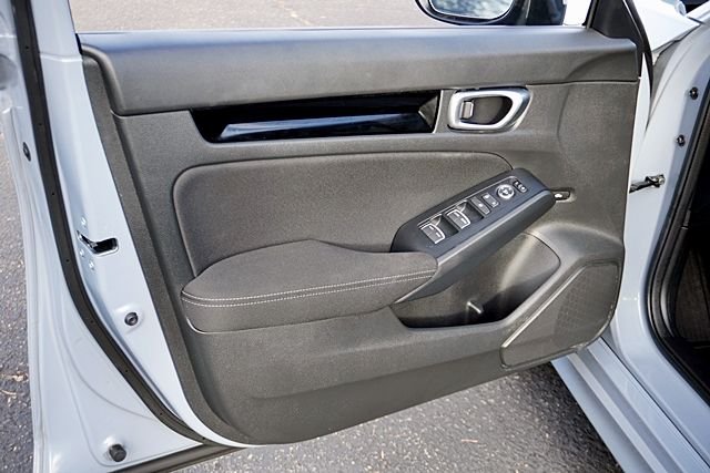 Used 2024  Honda EX image 31