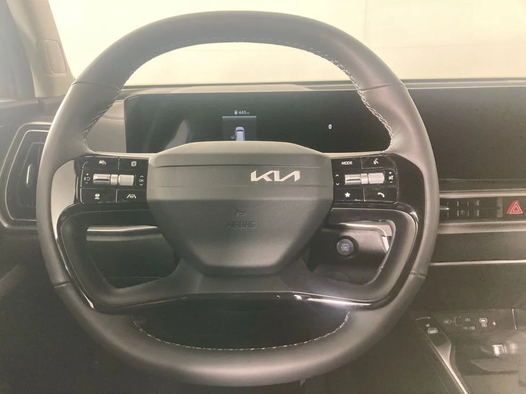 New 2026 Ebony Black Kia S image 6