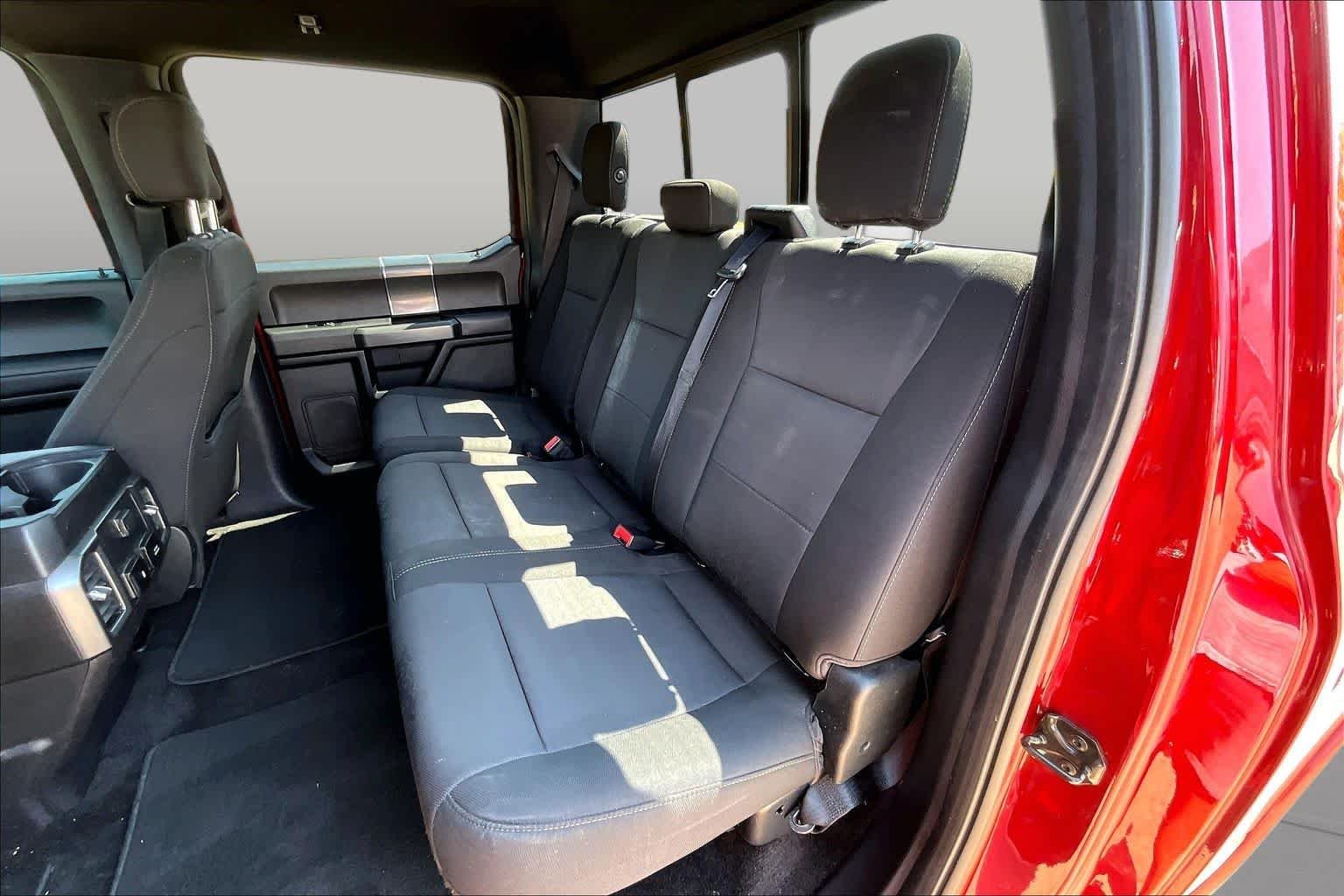 Used 2018 Ruby Red Metallic Tinted Clearcoat Ford XLT image 21