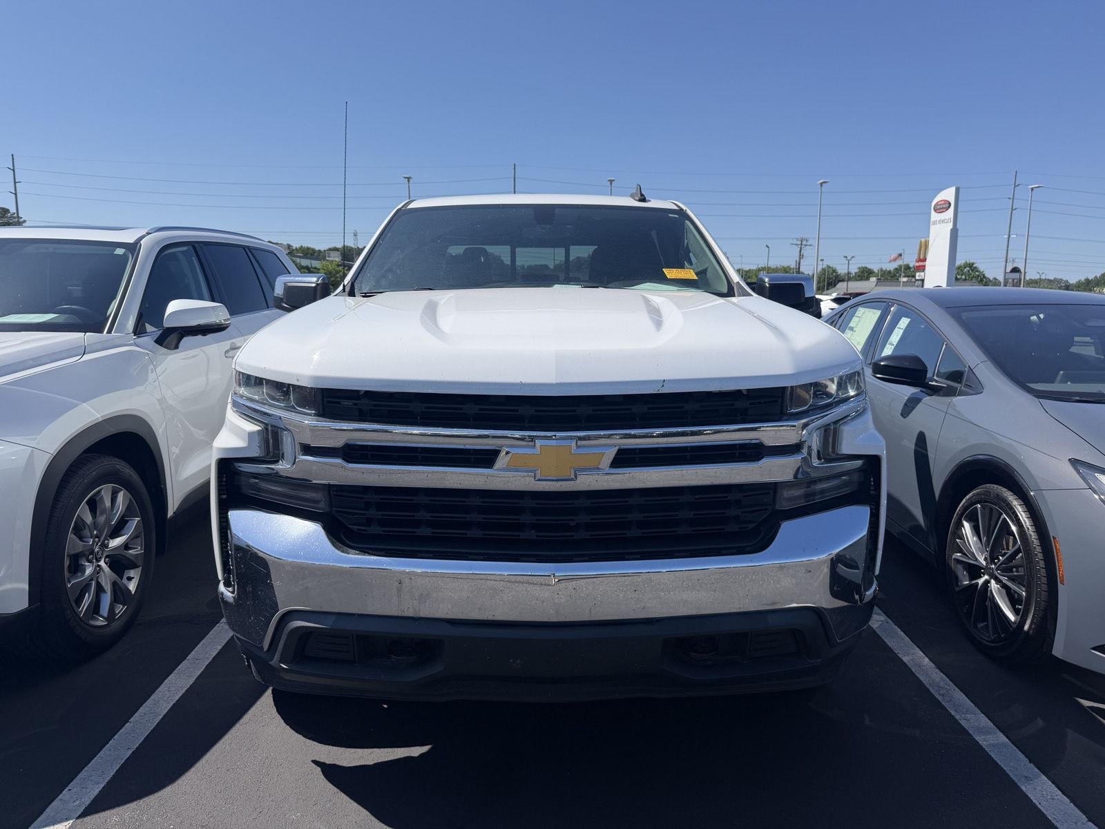 Used 2020 Summit White Chevrolet LT image 2