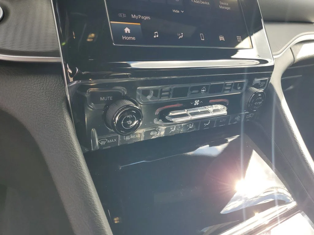 2025 Jeep Grand Cherokee Altitude - Photo 18