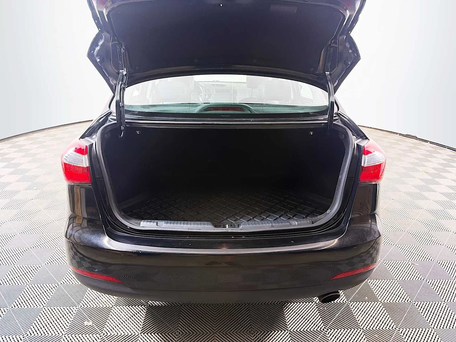 Used 2015 Aurora Black Kia EX image 23