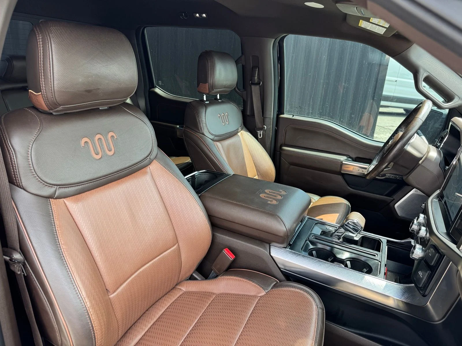 Used 2023 Gray Ford King Ranch image 17