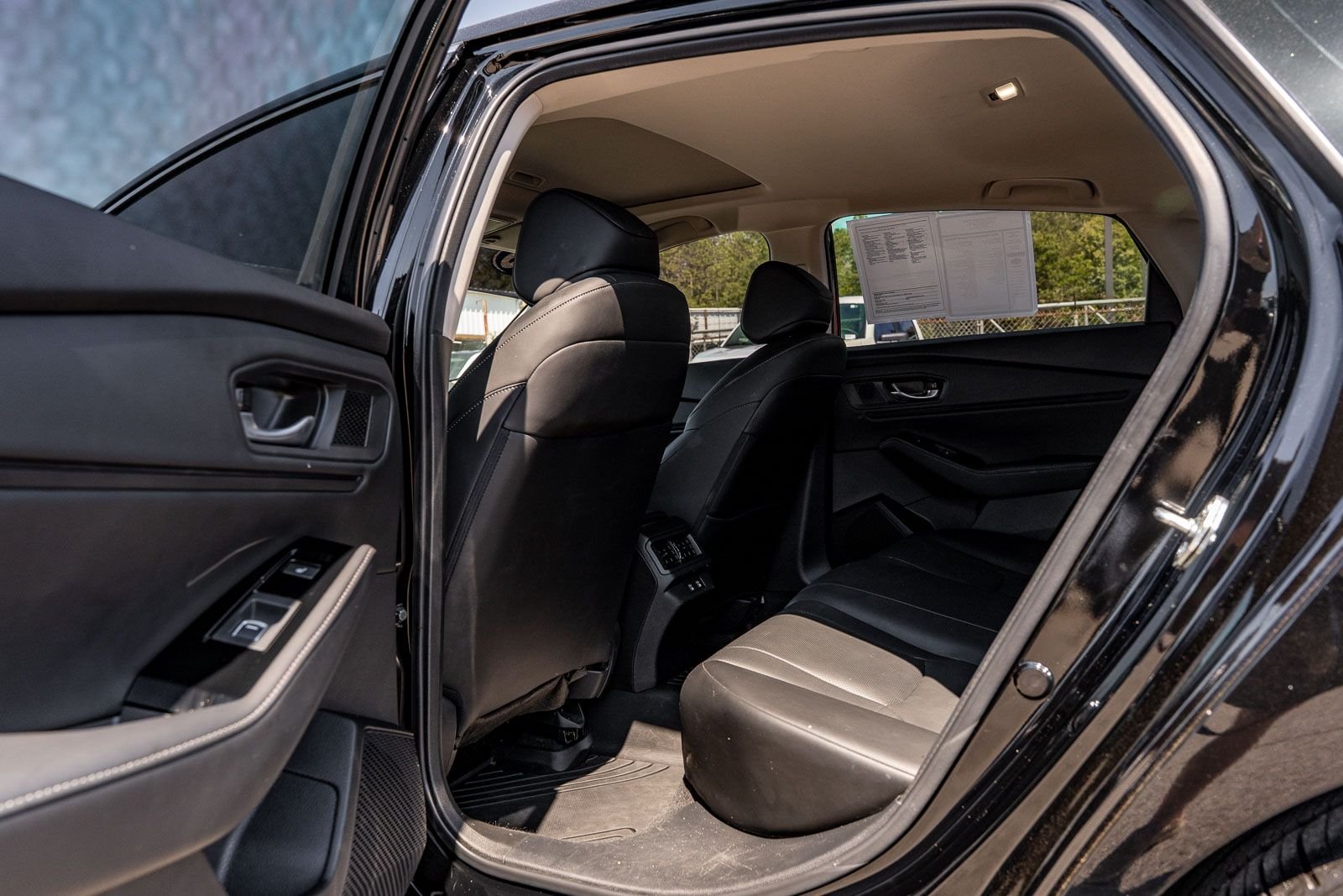 Used 2025  Honda Touring image 17