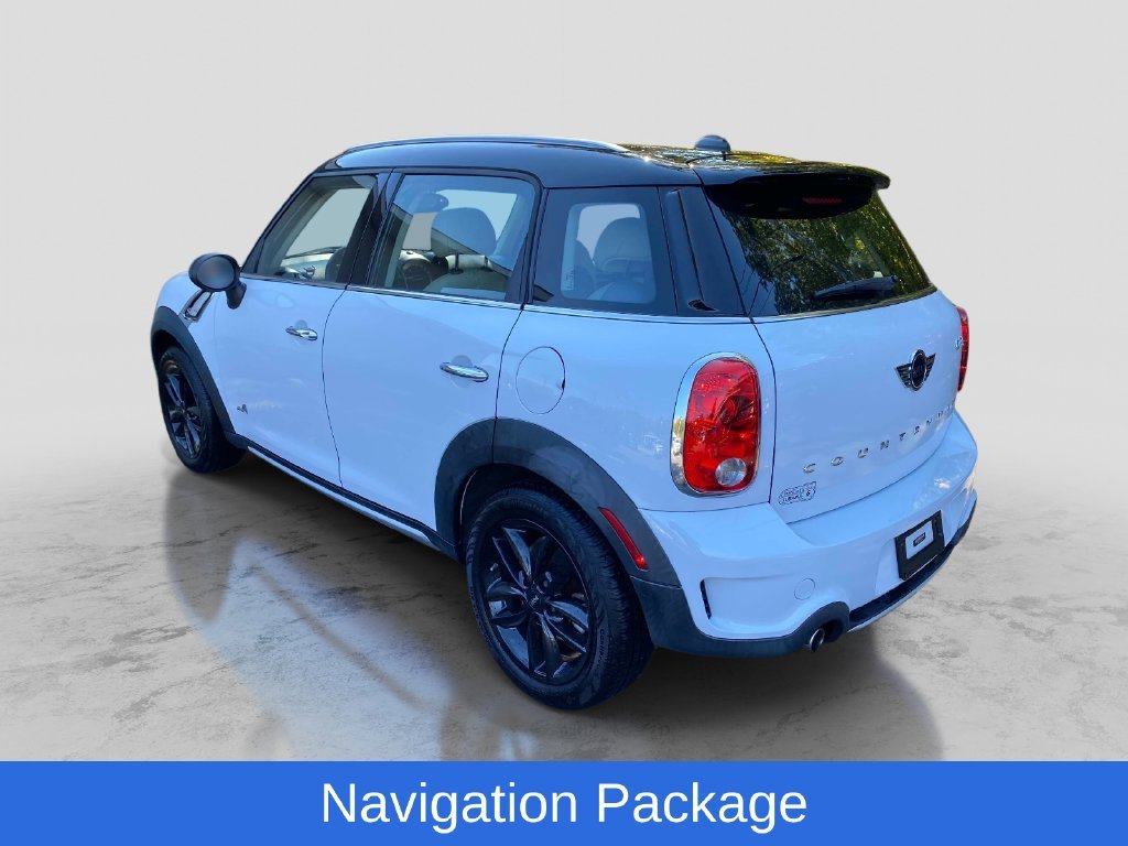 Used 2016 White MINI Base image 3
