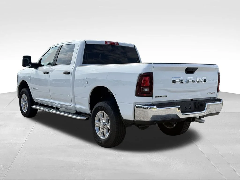 Used 2026 White Ram Big Horn image 3