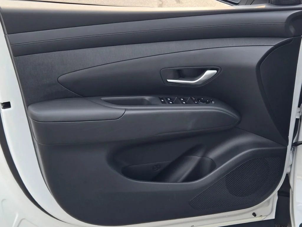 New 2026 White Pearl Hyundai SEL Premium image 19