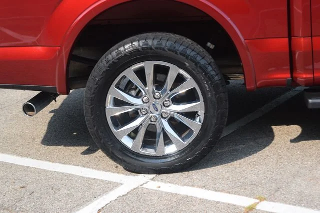 Used 2017 Red Ford Lariat image 30