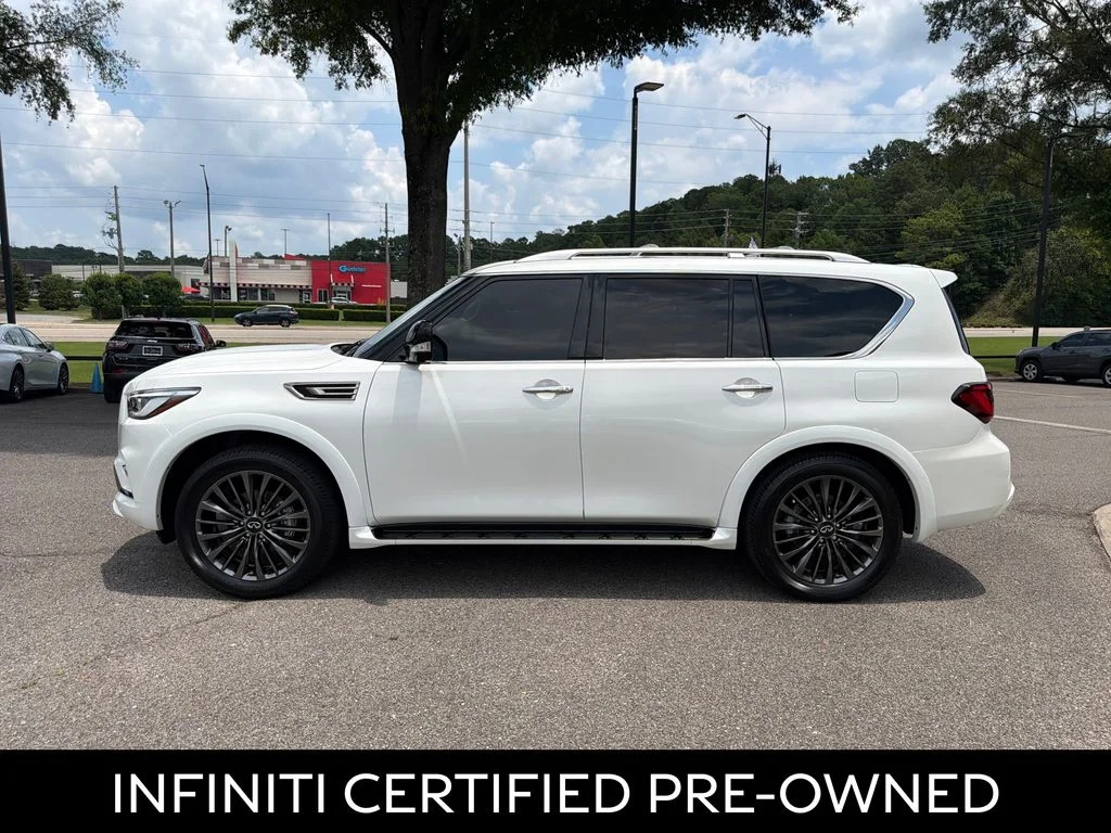Certified Used 2023 Moonstone White INFINITI Premium Select image 14