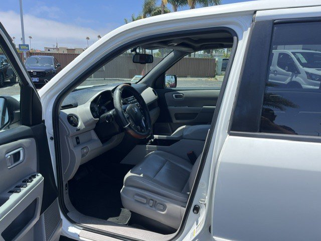 Used 2014 Taffeta White Honda EX-L image 10