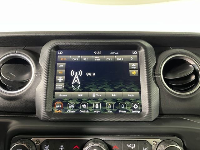 Used 2023 White Jeep Sahara 4xe image 28