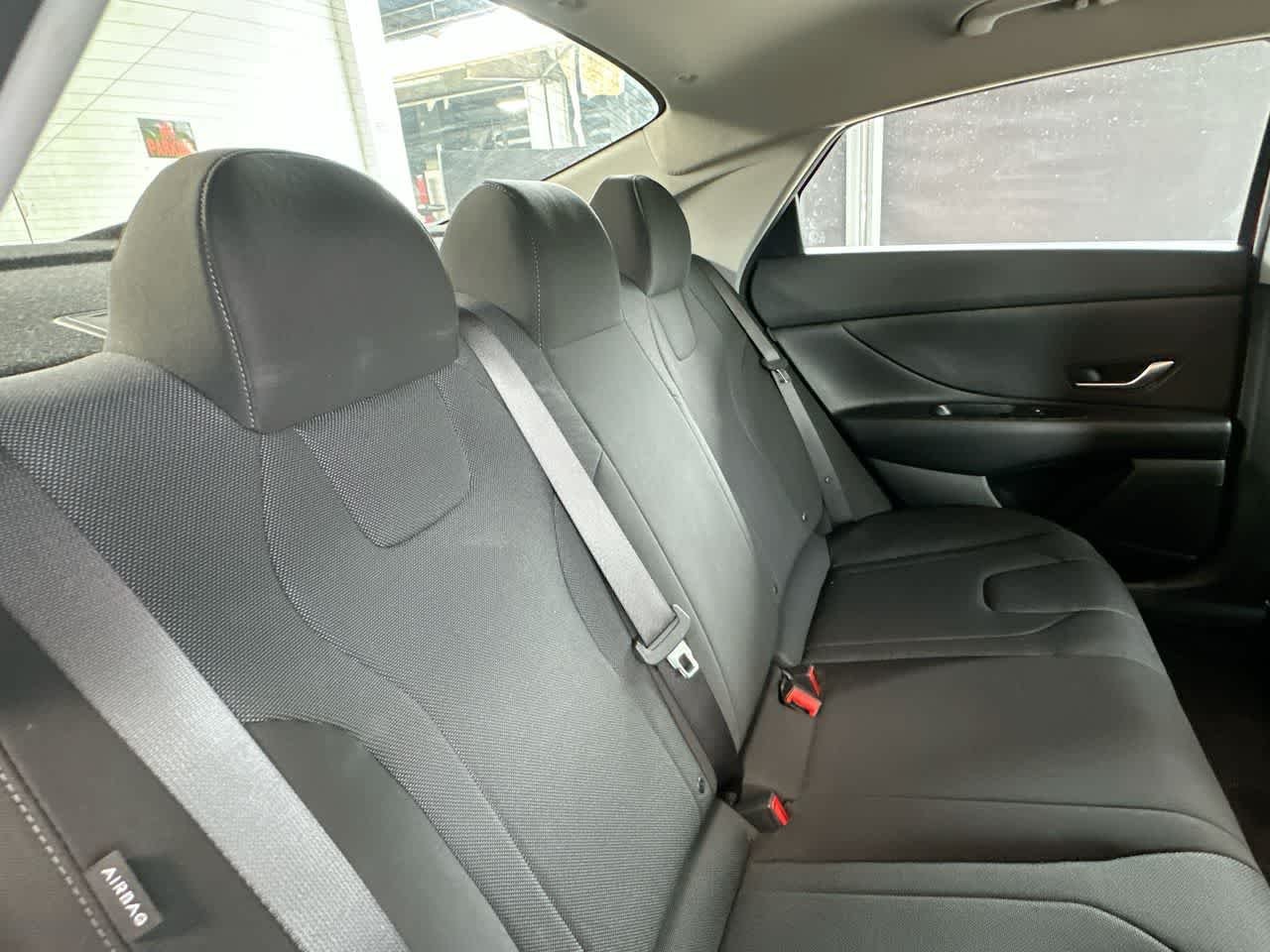 2026 Hyundai Elantra SE - Photo 26