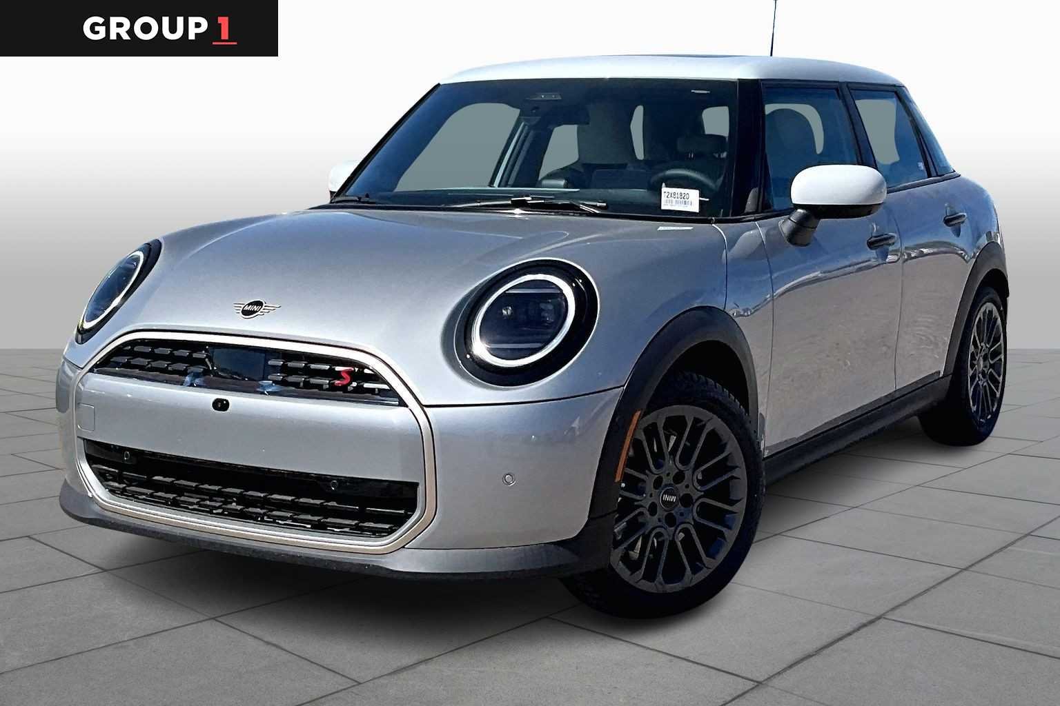 2026 MINI Hardtop Cooper S's photo