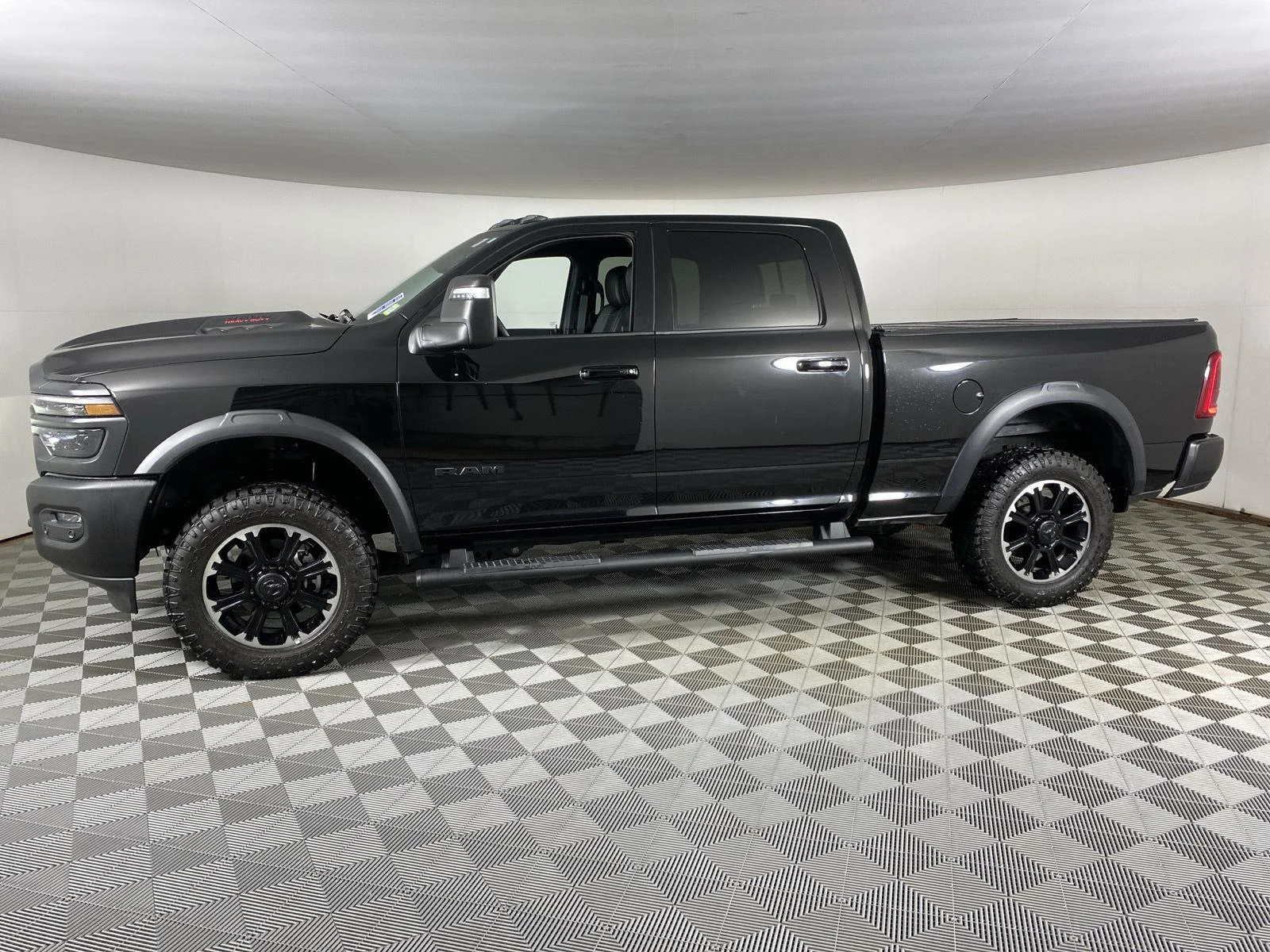 Used 2025 Diamond Black Crystal Pearlcoat Ram Rebel image 4