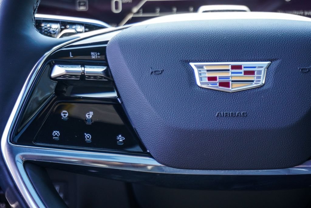 Used 2025 White Cadillac Sport image 17