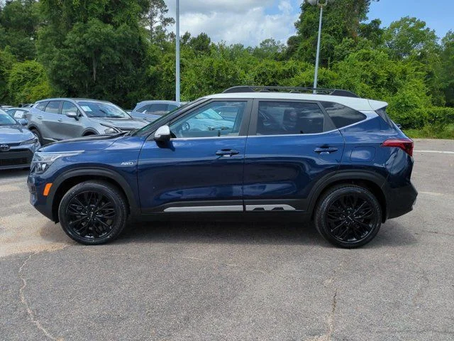 Certified Used 2022  Kia Nightfall image 8