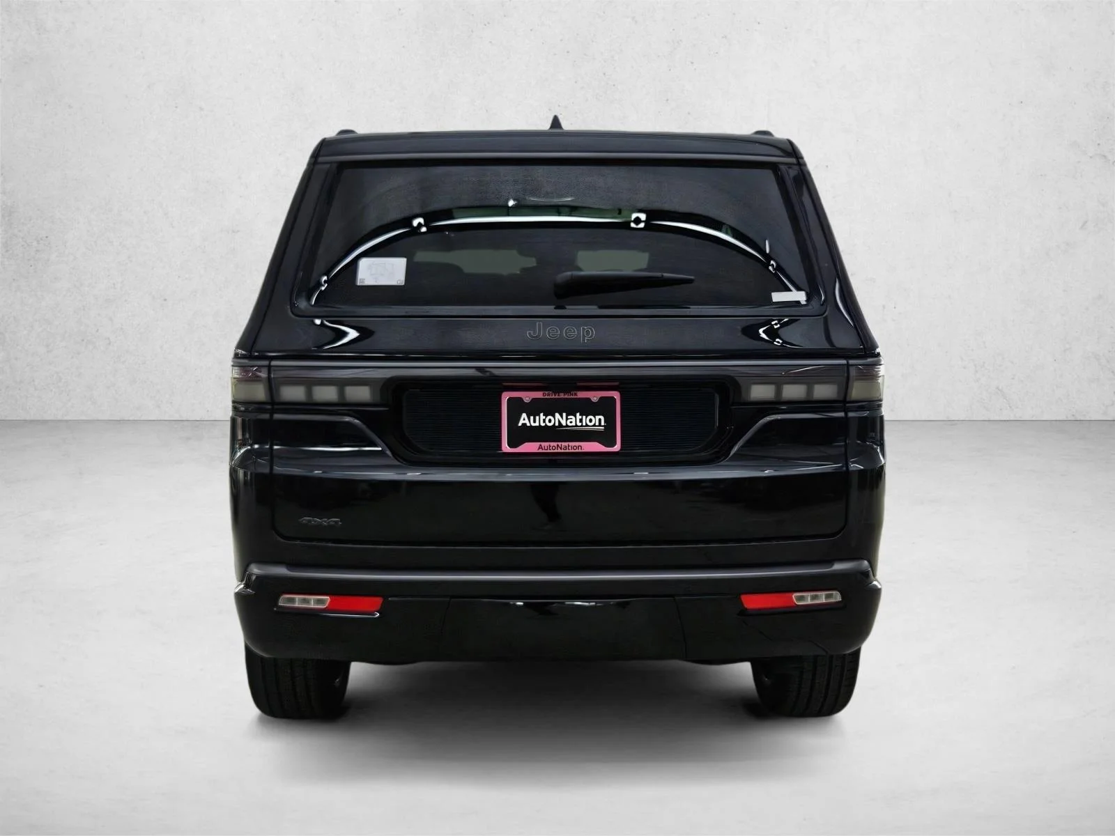 New 2026 High Gloss Black Exterior Paint Jeep Limited Reserve image 8