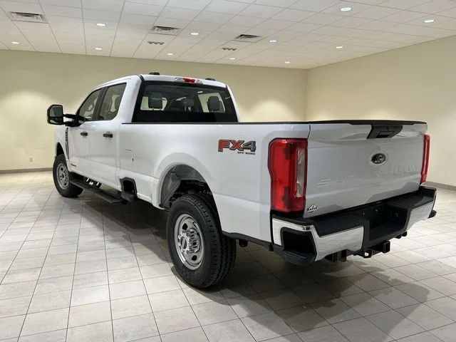 New 2026 Oxford White Ford F-350® XL image 3