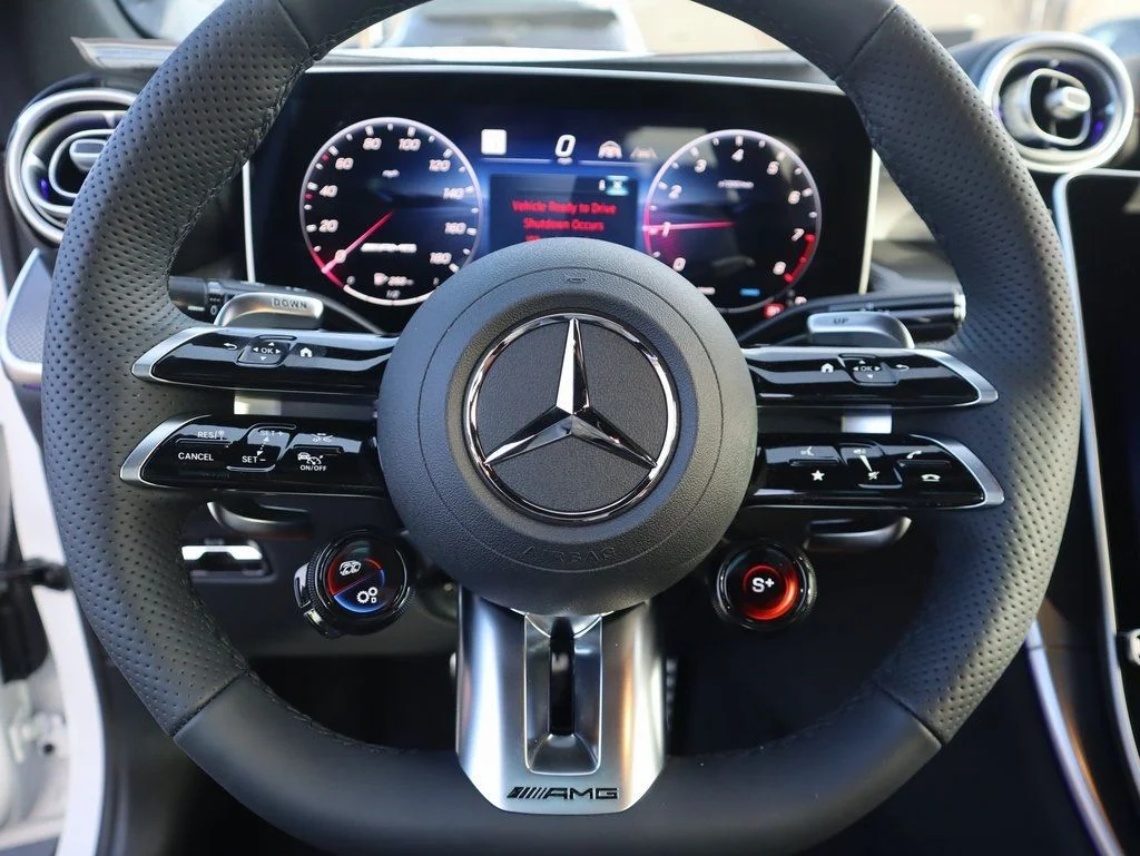 New 2026 MANUFAKTUR Moonlight White Metallic Mercedes-Benz GLC 43 AMG® image 38