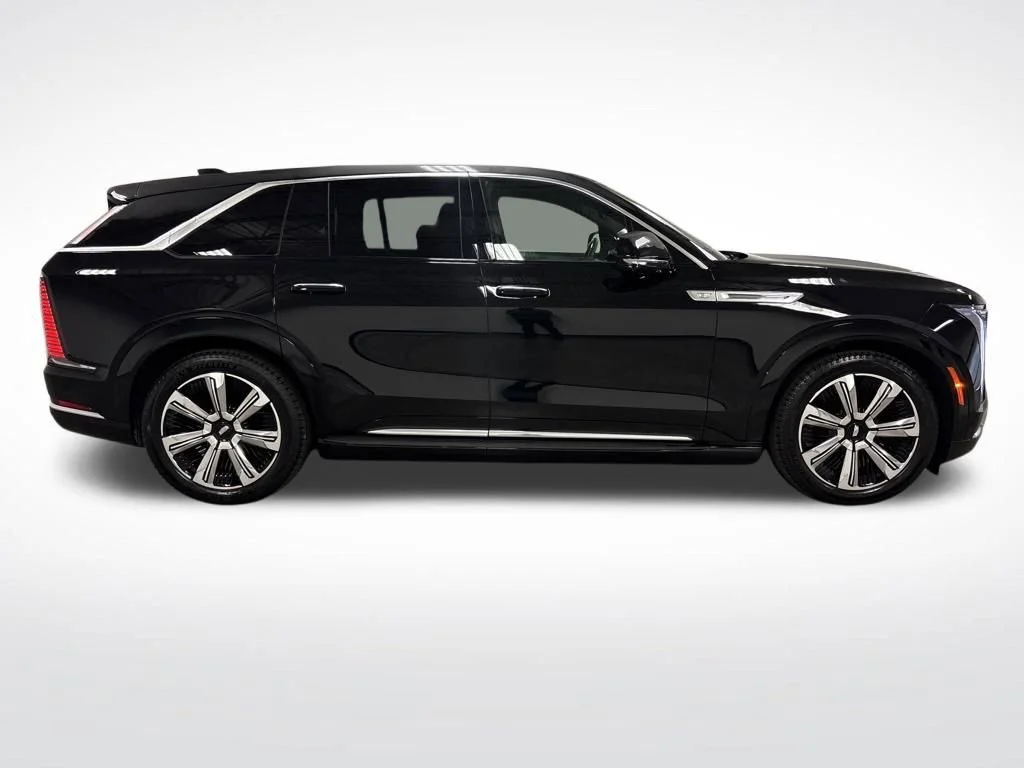 2025 Cadillac Escalade IQ Luxury 2 - Photo 19