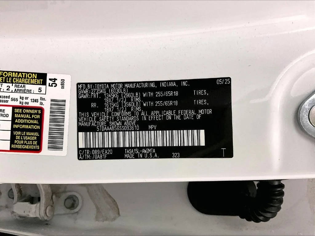 Used 2025 Beige Toyota XLE image 40