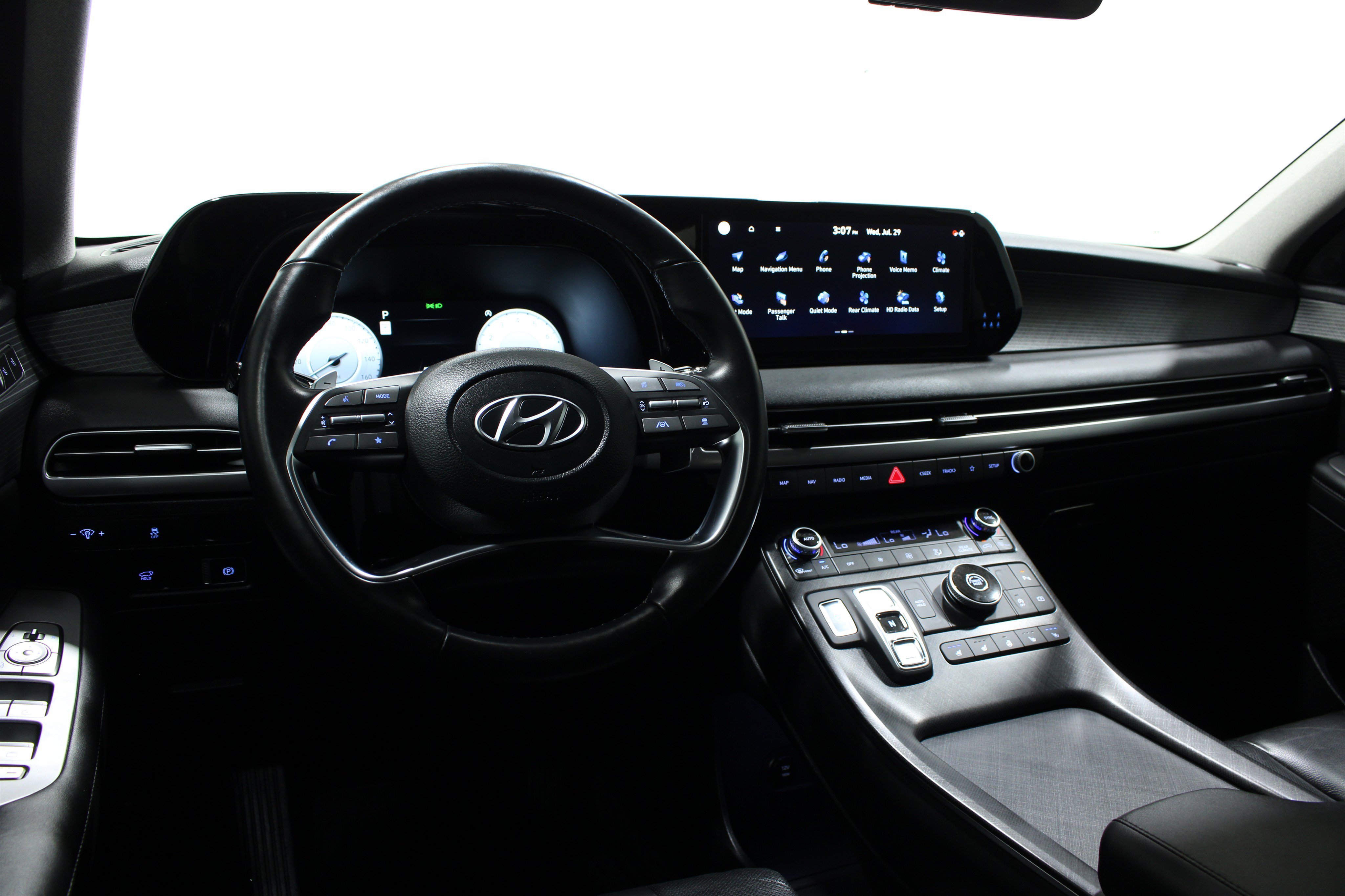 Used 2023 Abyss Black Pearl Hyundai Limited image 2