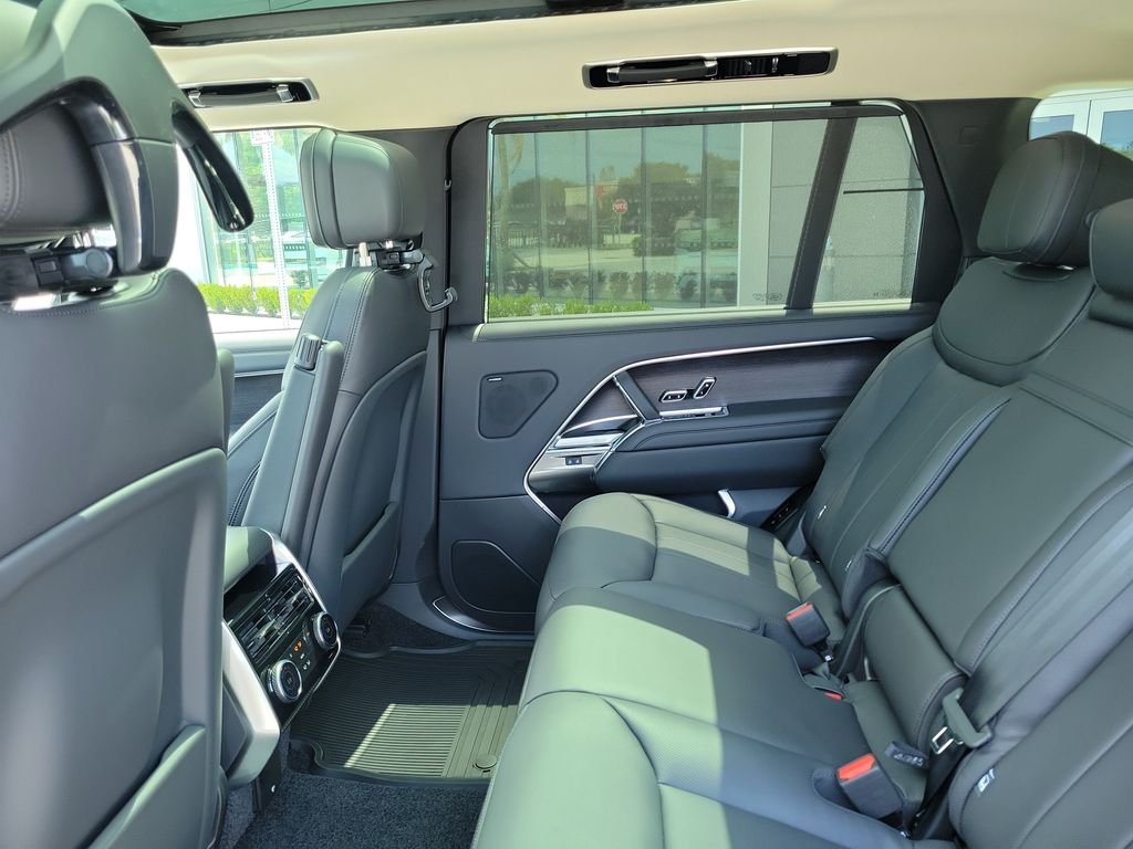 New 2026 Charente Grey Land Rover SE image 16
