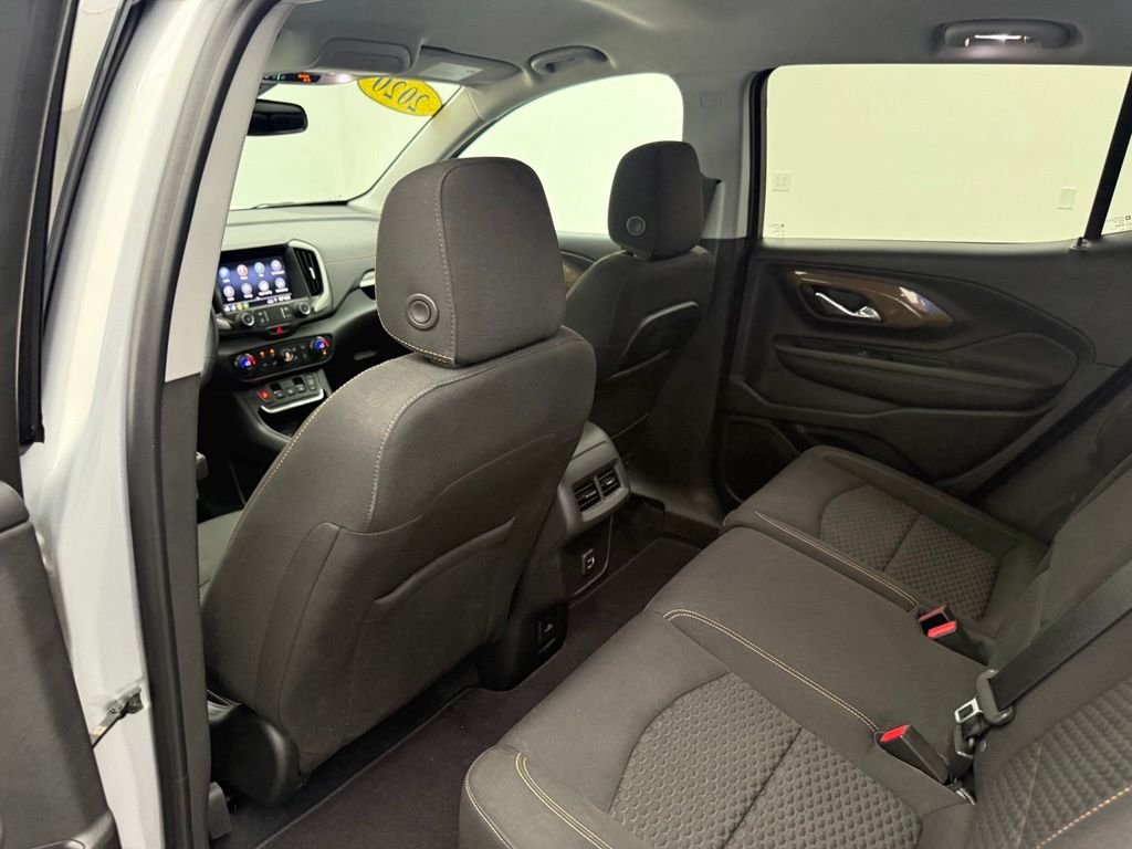 Used 2020 Silver GMC SLE image 29