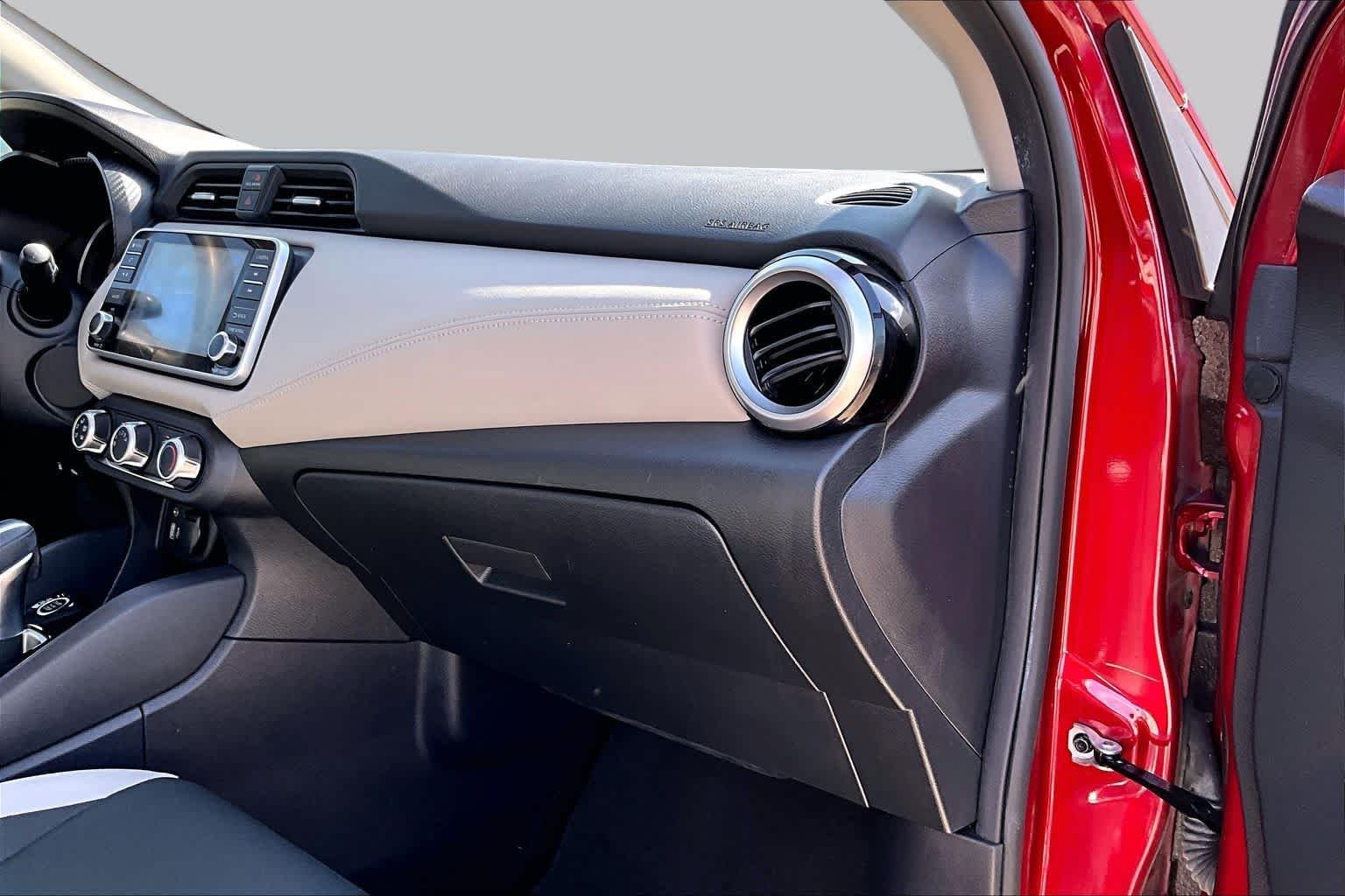Used 2020 Scarlet Ember Pearl Metallic Nissan SV image 15