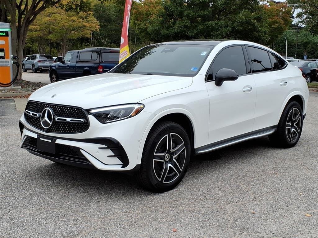 Used 2026 Polar White Mercedes-Benz GLC 300 image 1