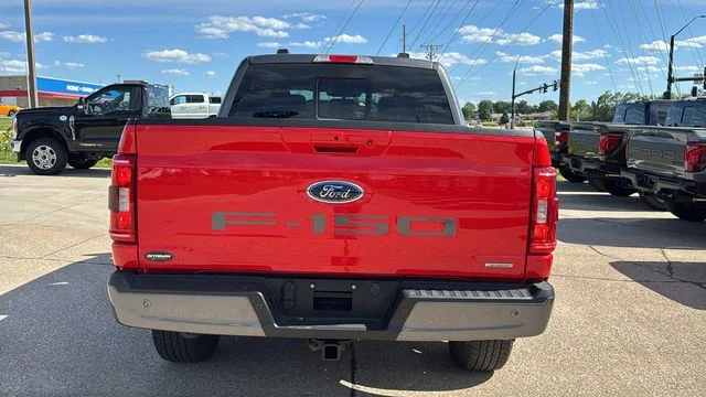 Used 2023 Red Ford XLT image 12