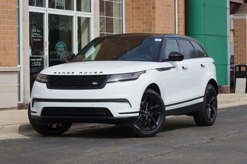 2026 Land Rover Range Rover Velar P250 S's photo