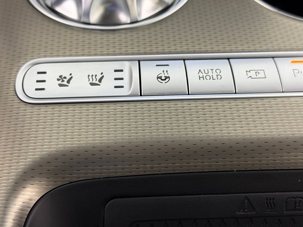 Used 2023 Black Genesis Advanced image 21