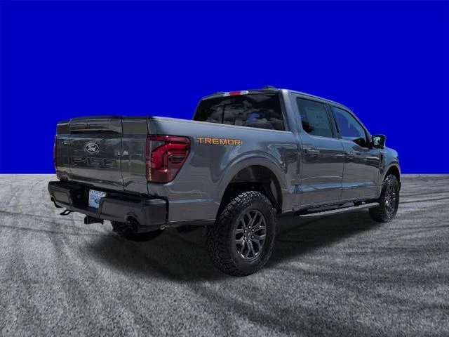 New 2026 Carbonized Gray Metallic Ford Tremor® image 4