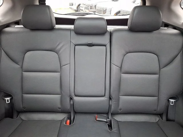 Used 2016 Black Hyundai Limited image 19