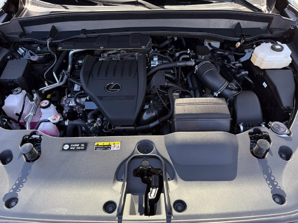 Used 2026  Lexus TX 500h F SPORT Performance Premium image 15