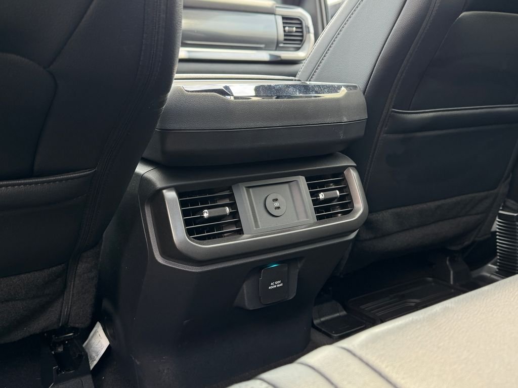 2025 Ford F-150 Lariat - Photo 18
