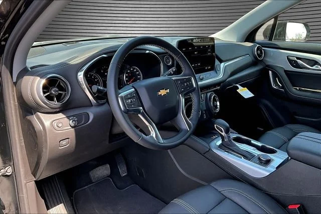 New 2026 Black Chevrolet 3LT image 7