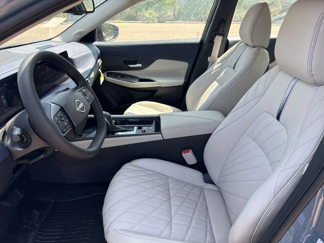 New 2027 Atlantic Gray Metallic Nissan SL image 9