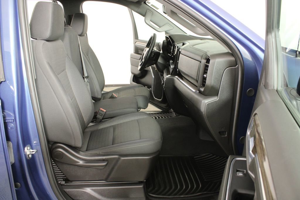 Used 2024 Lakeshore Blue Metallic Chevrolet RST image 16