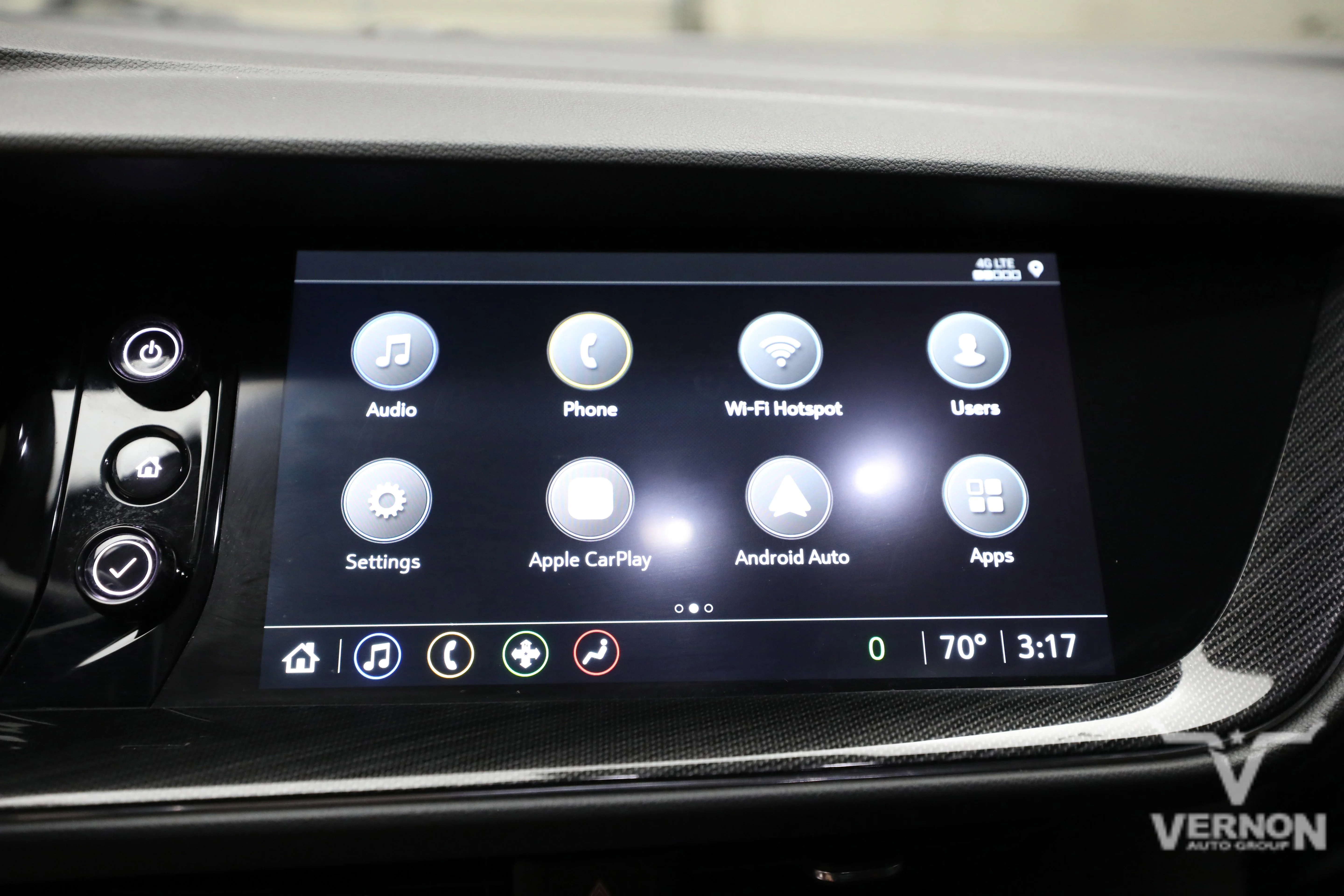 Pre-Owned 2022 Buick Envision Essence