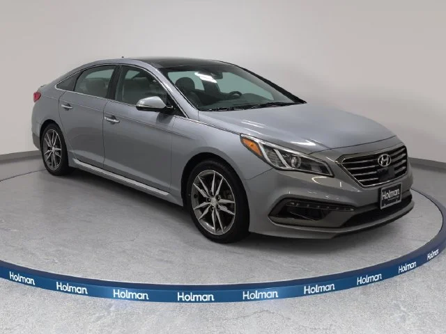 Used 2015 Gray Hyundai Sport 2.0T image 4