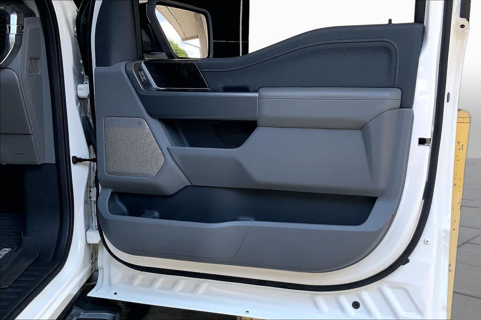Used 2022 Star White Ford LARIAT image 23