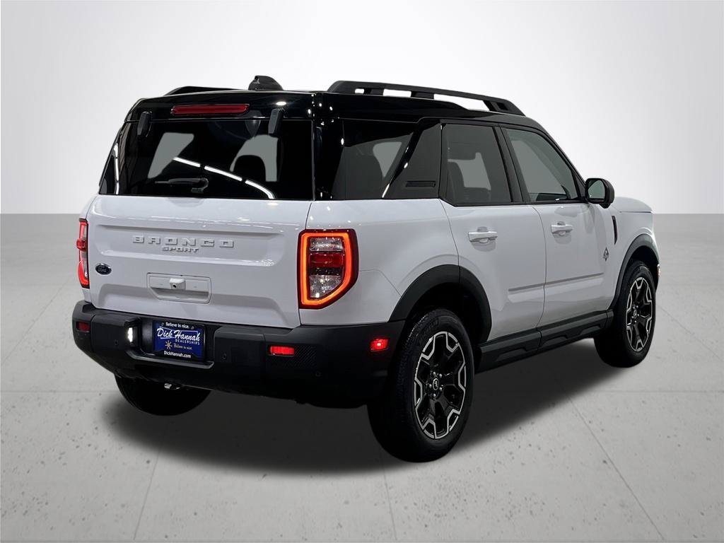 Certified Used 2025 White Ford Outer Banks image 11